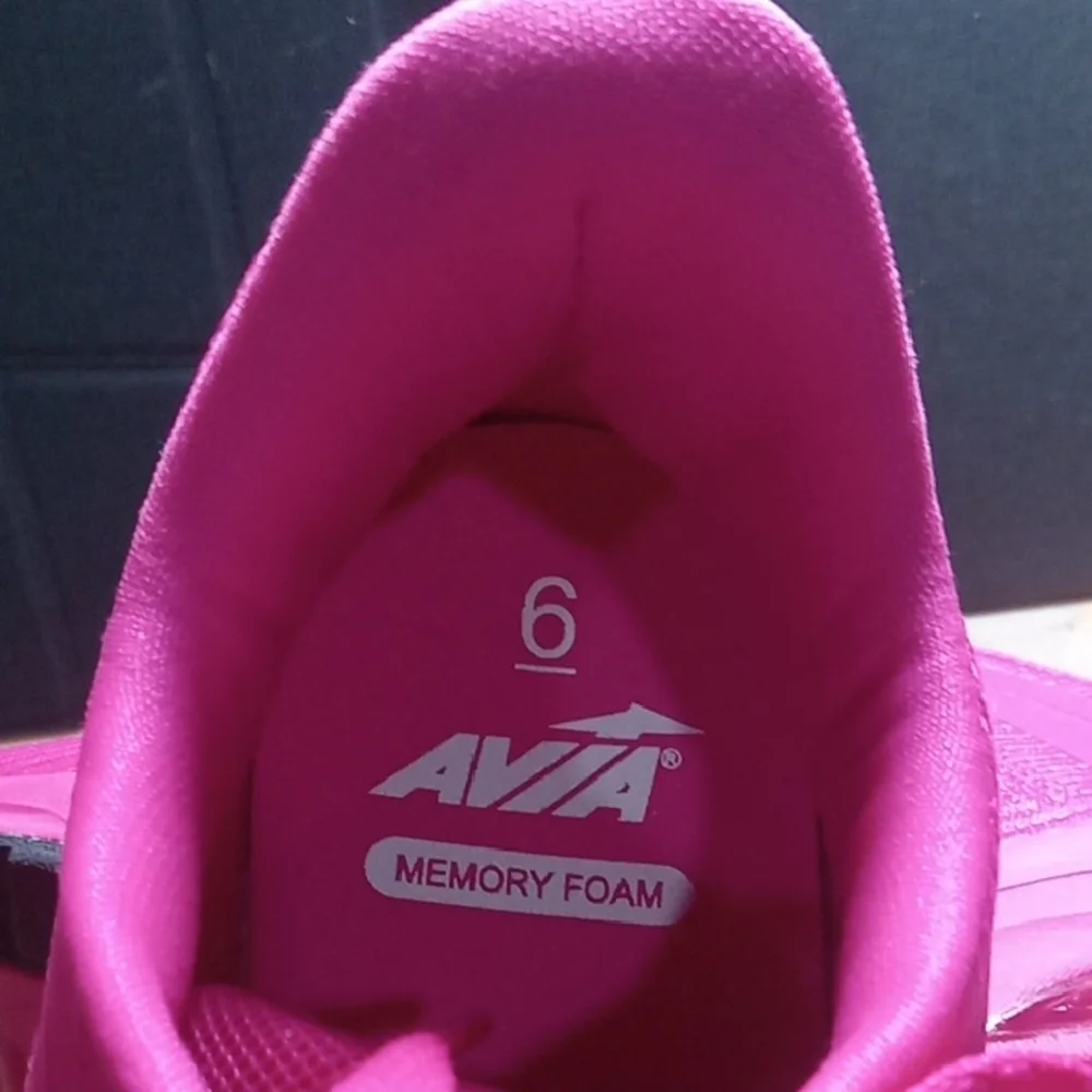 Avia lightweight athletic